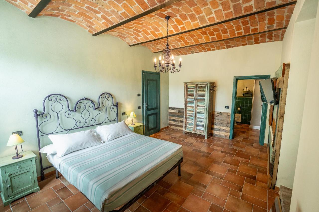 Bed and Breakfast Gilda E I Suoi Amici Neive Exterior foto