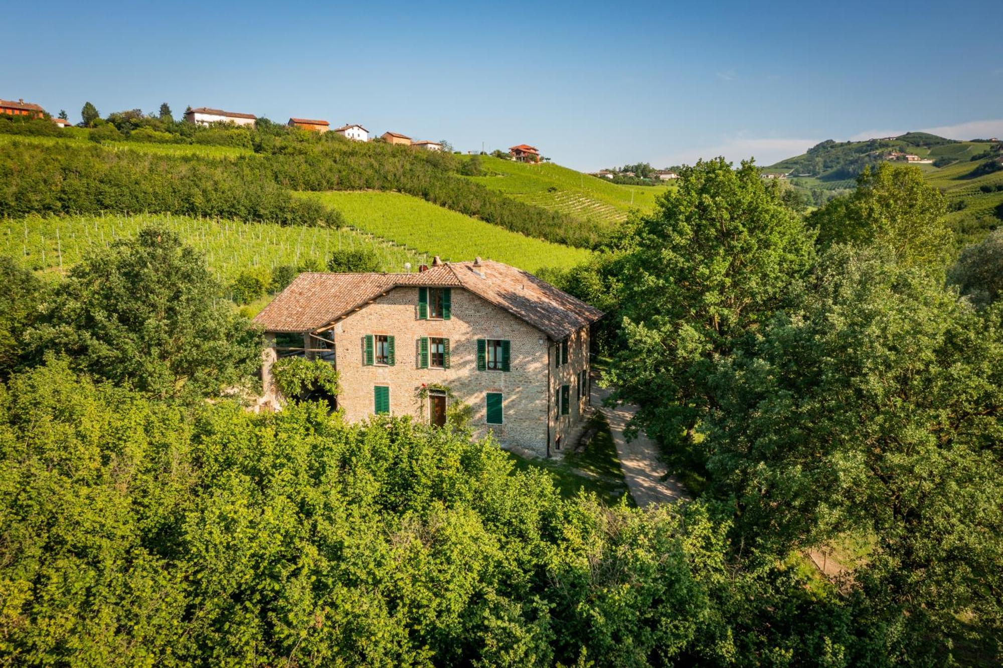 Bed and Breakfast Gilda E I Suoi Amici Neive Exterior foto