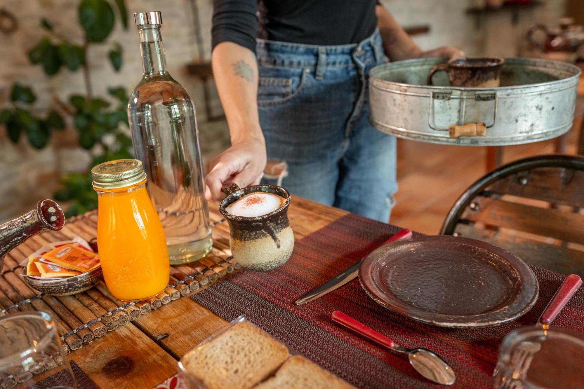Bed and Breakfast Gilda E I Suoi Amici Neive Exterior foto